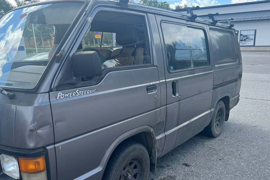 Old grey van